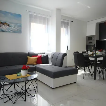 Villa Essenza - Luksuzne Kuce Za Odmor Vodice