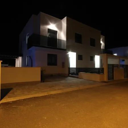 Essenza - Luksuzne Kuce Za Odmor