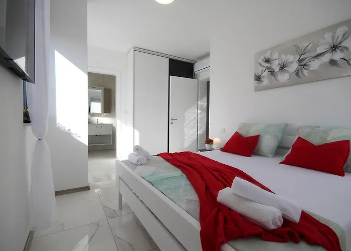 Essenza - Luksuzne Kuce Za Odmor * 沃迪切