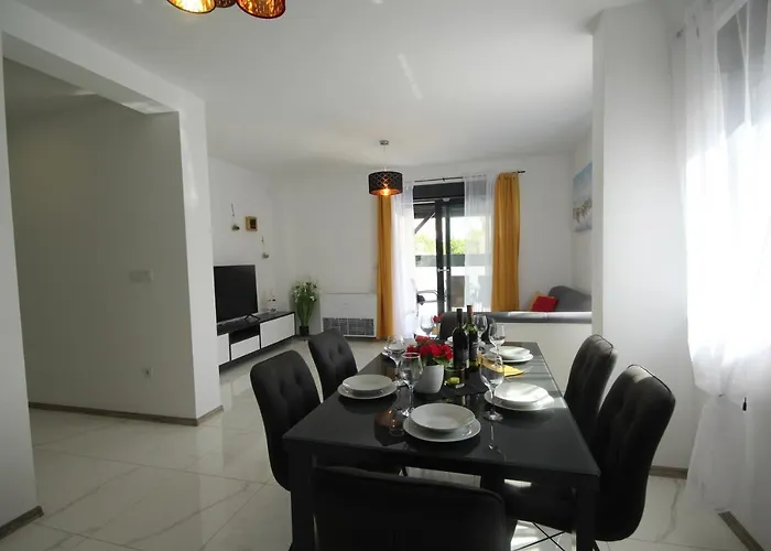 Essenza - Luksuzne Kuce Za Odmor * 沃迪切